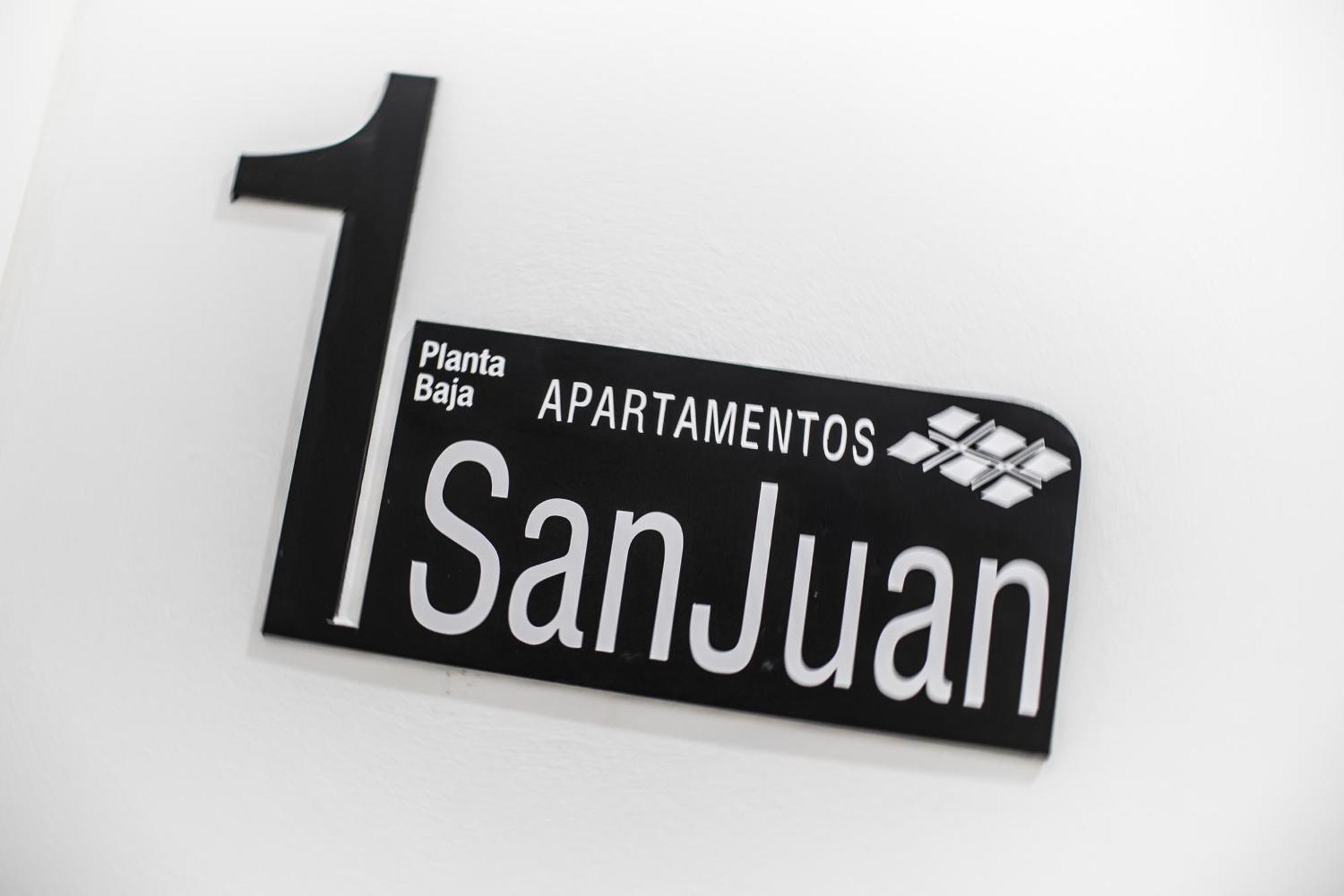 Apartamentos Luxury En San Juan バダホス エクステリア 写真